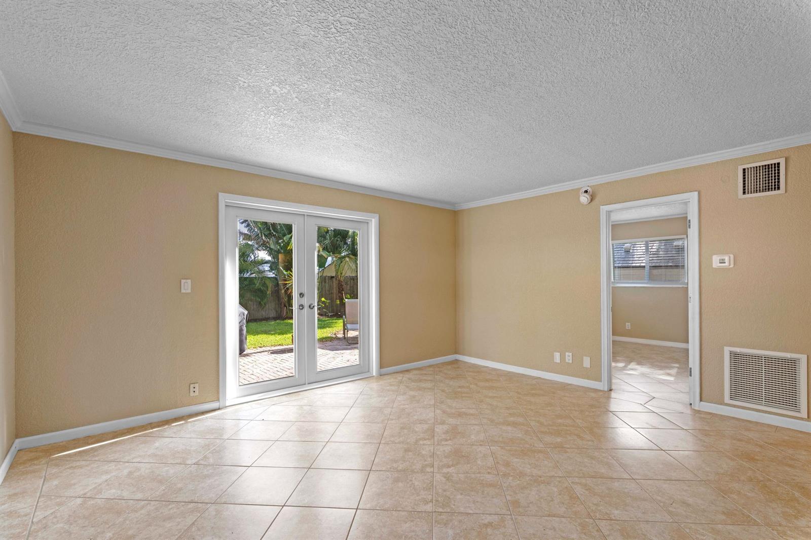309 NE 16th Street # 4, Fort Lauderdale FL 33304 photo 3