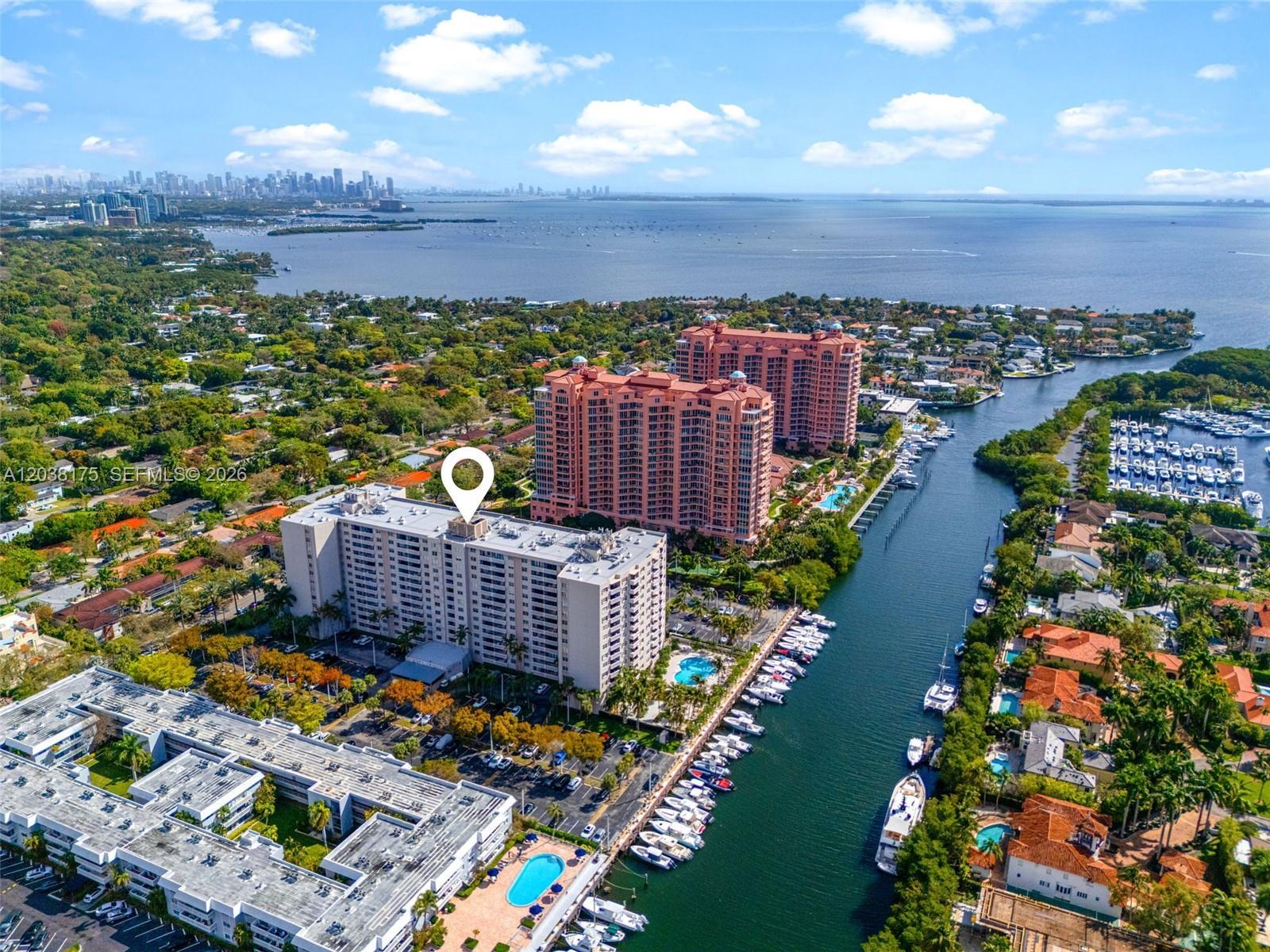90 Edgewater Dr # 1216, Coral Gables FL 33133