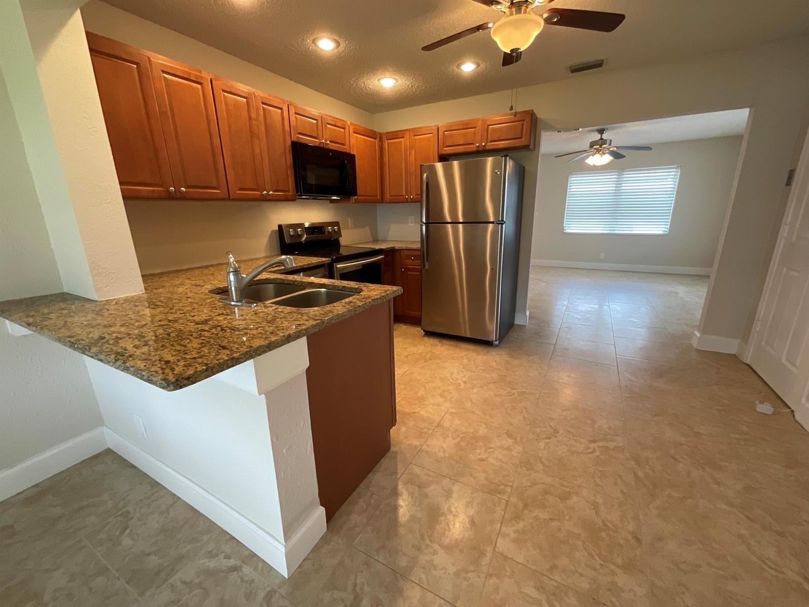 2016 SW 16th Avenue, Boynton Beach FL 33426 photo 3