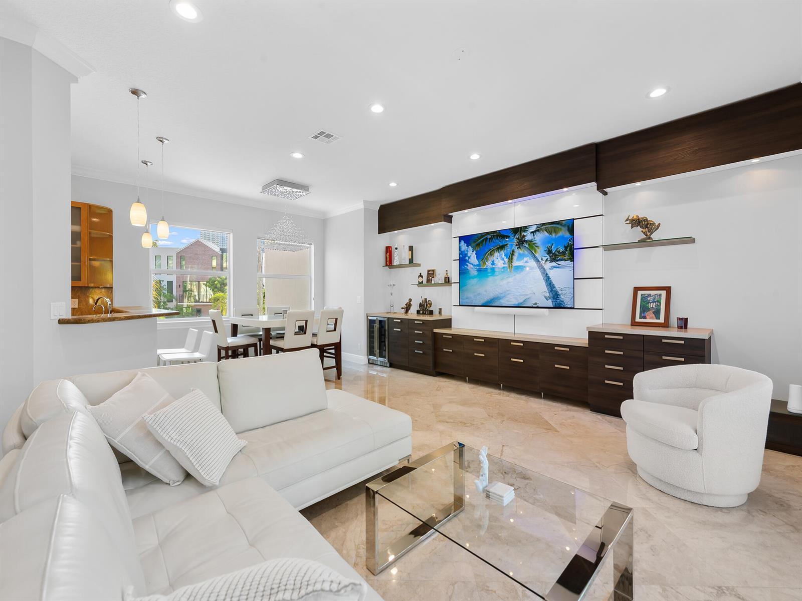 208 SE 10th Terrace, Fort Lauderdale FL 33301 photo 5
