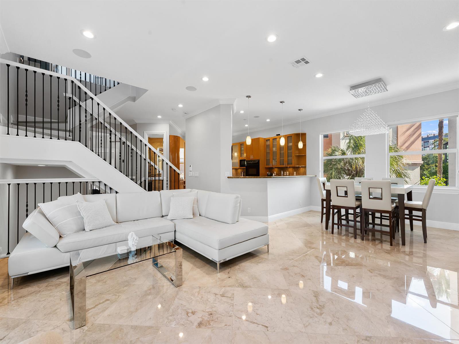 208 SE 10th Terrace, Fort Lauderdale FL 33301 photo 4