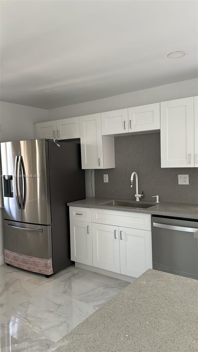331 Lakeview Dr # 101, Weston FL 33326 photo 3