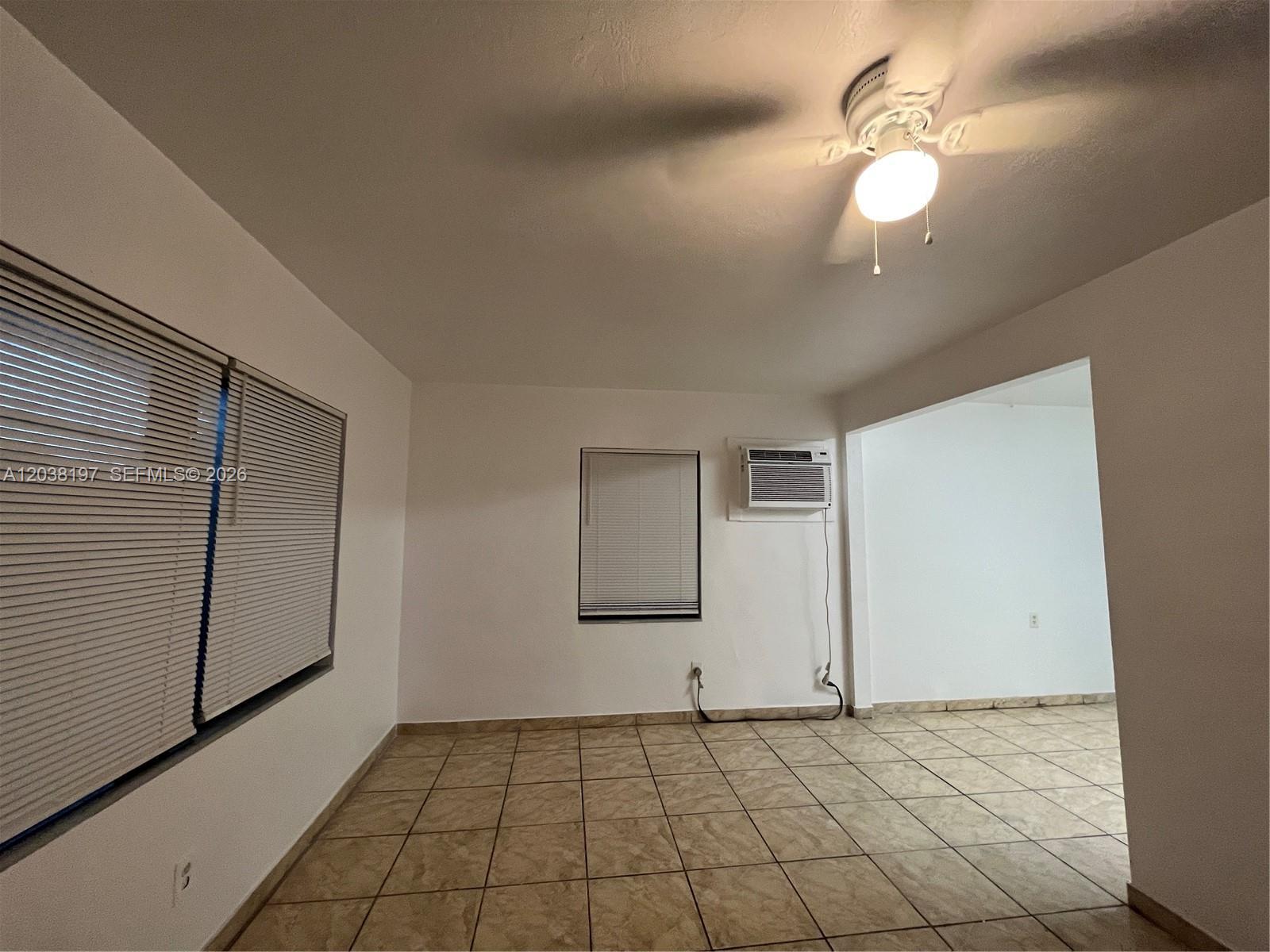 6543 SW 28th St, Miramar FL 33023 photo 2