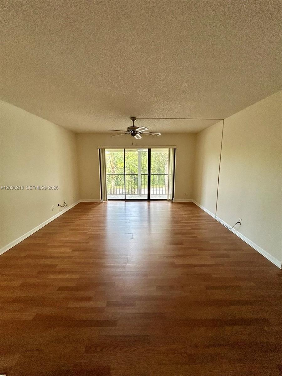 1113 Green Pine Blvd # H2, West Palm Beach FL 33409 photo 4