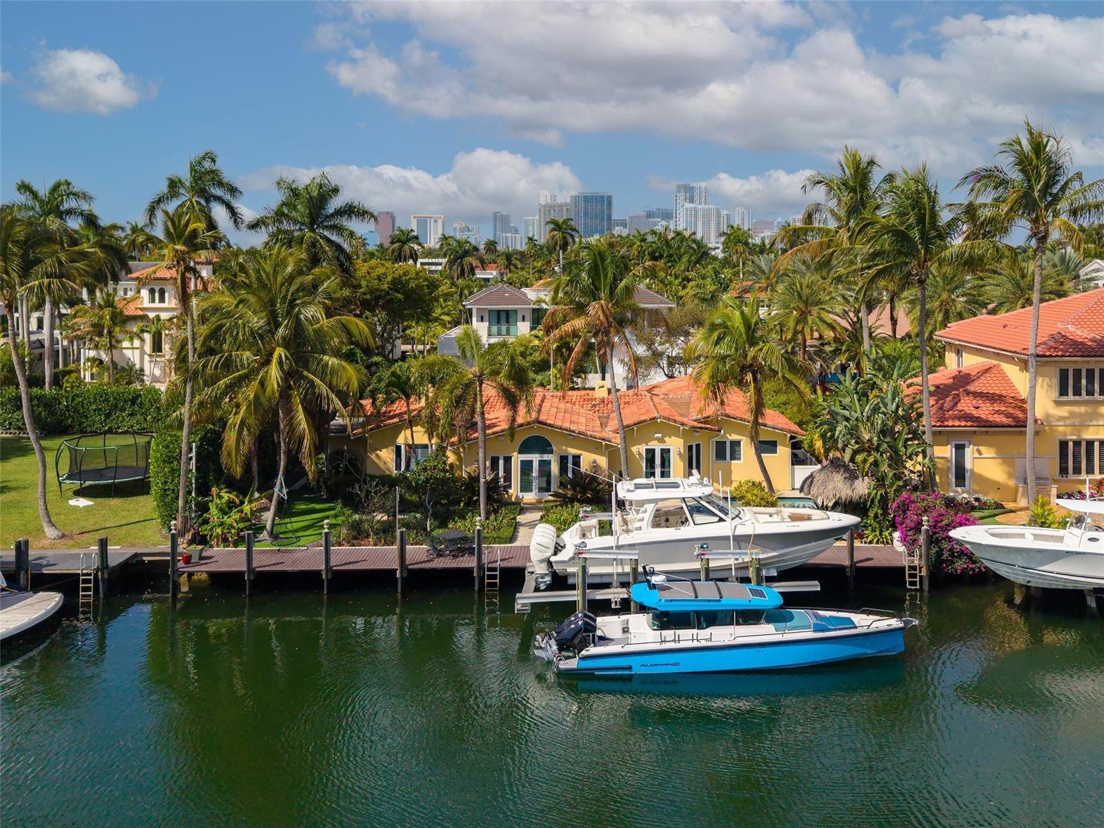 330 Royal Plaza Drive, Fort Lauderdale FL 33301 photo 4