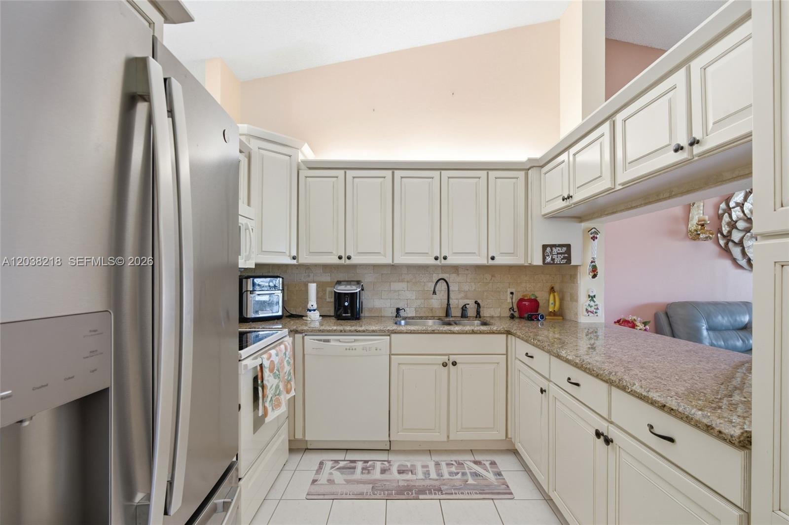104 Freedom Ct # 104, Deerfield Beach FL 33442 photo 2