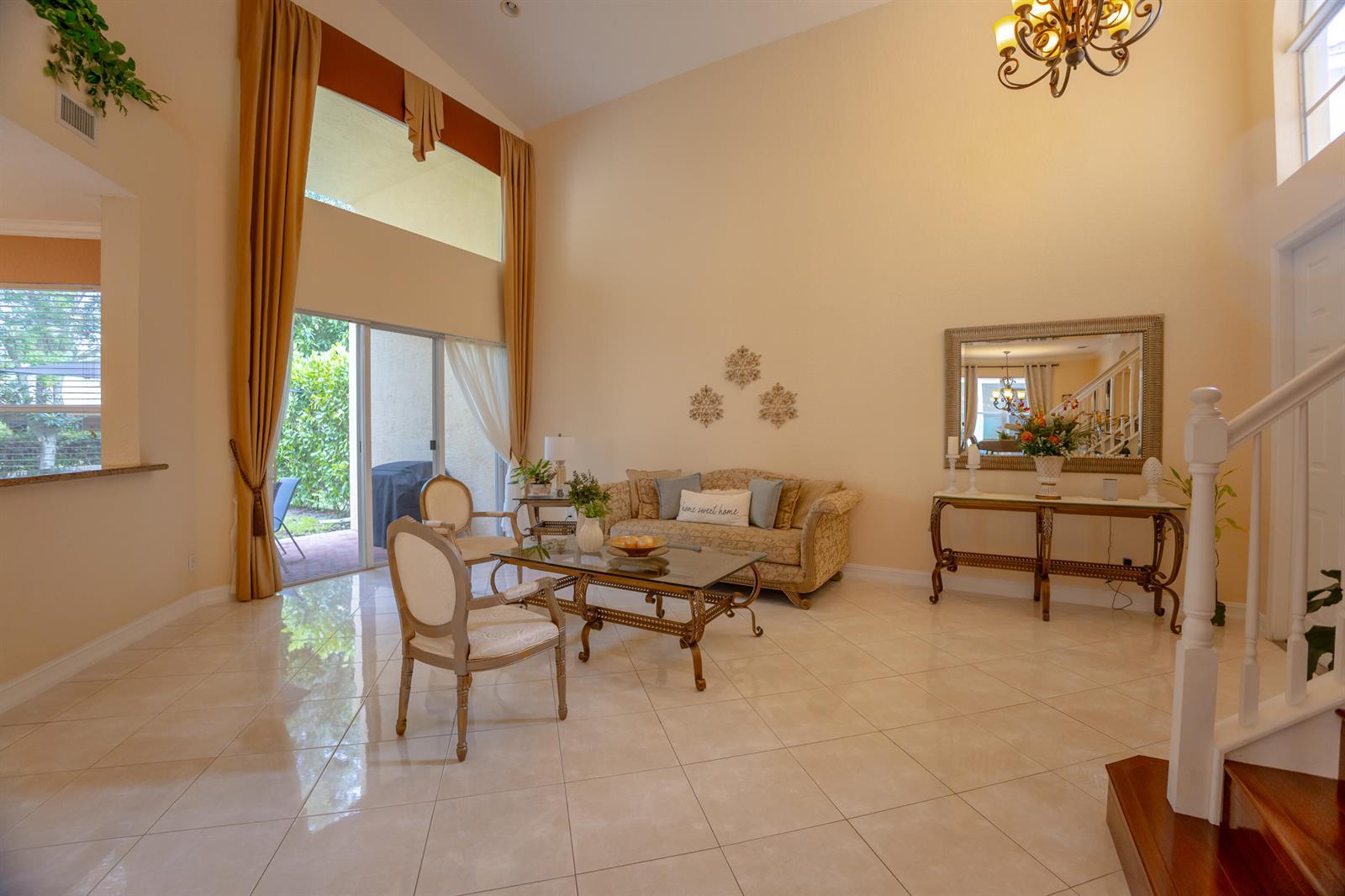 8789 Sandy Crest Lane, Boynton Beach FL 33473 photo 2