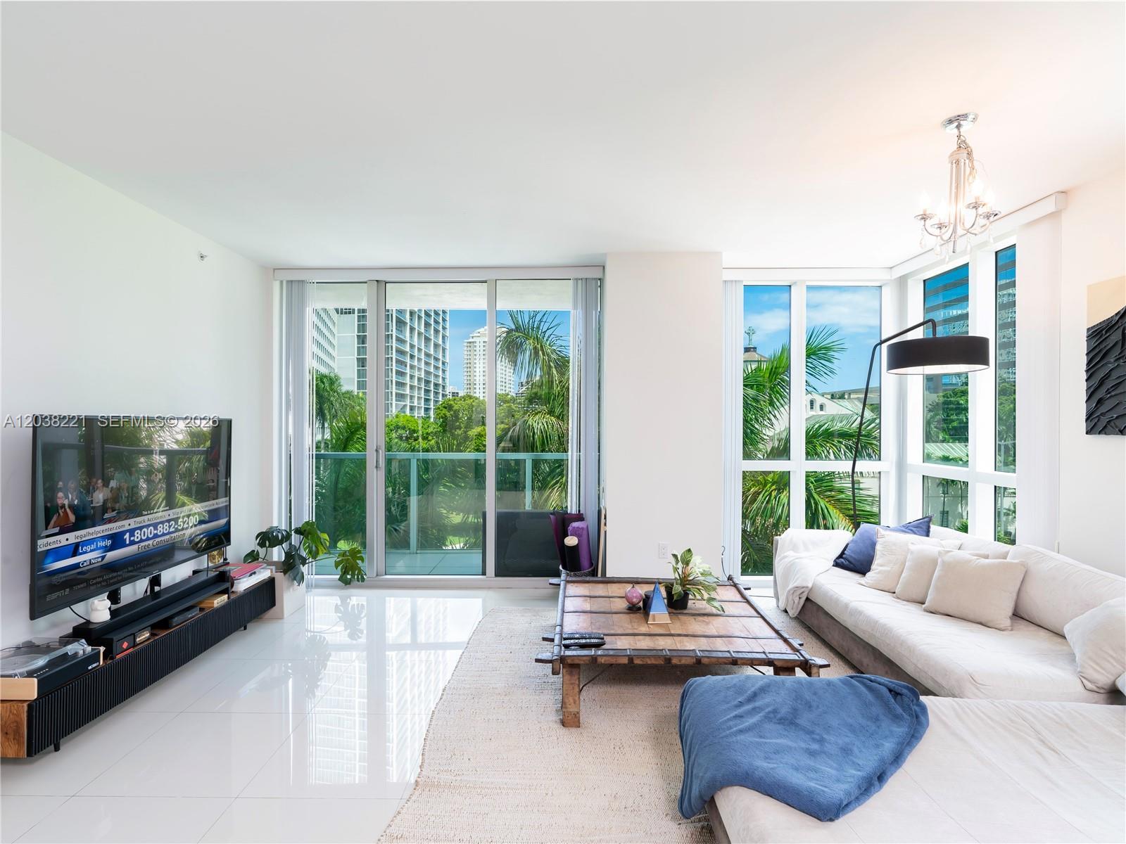500 Brickell Ave # 402, Miami FL 33131 photo 2