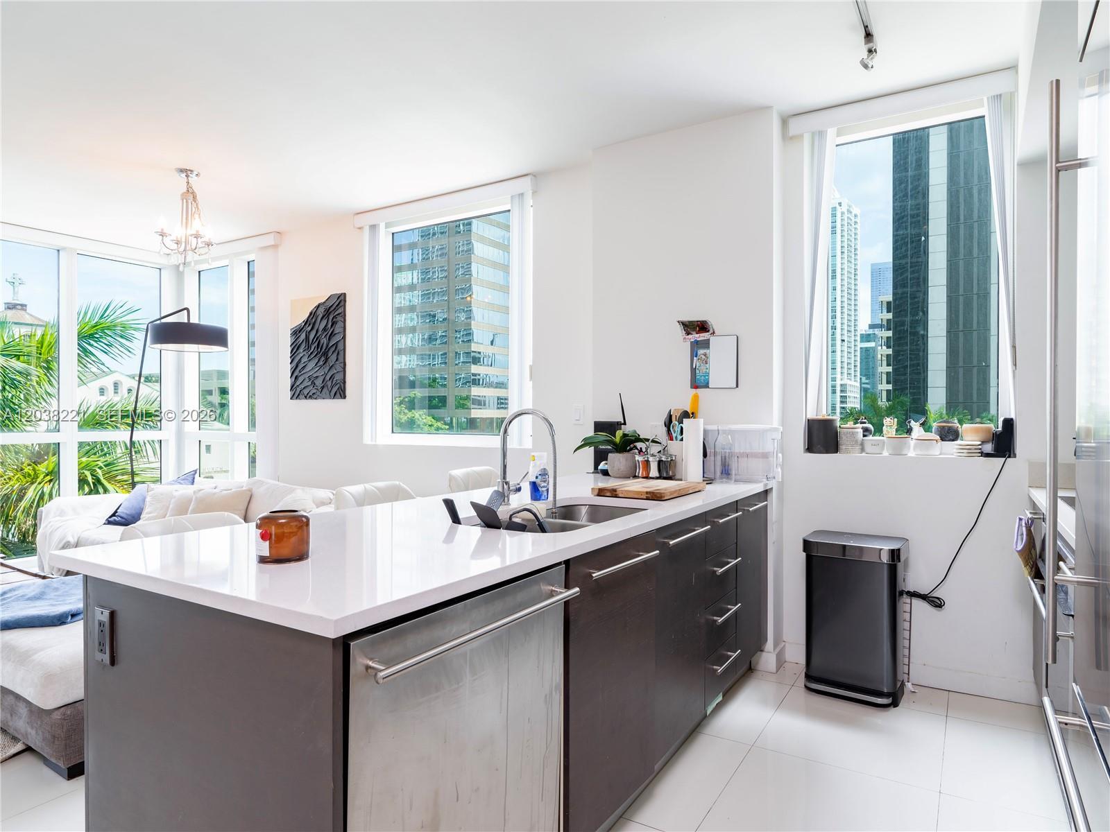 500 Brickell Ave # 402, Miami FL 33131 photo 5
