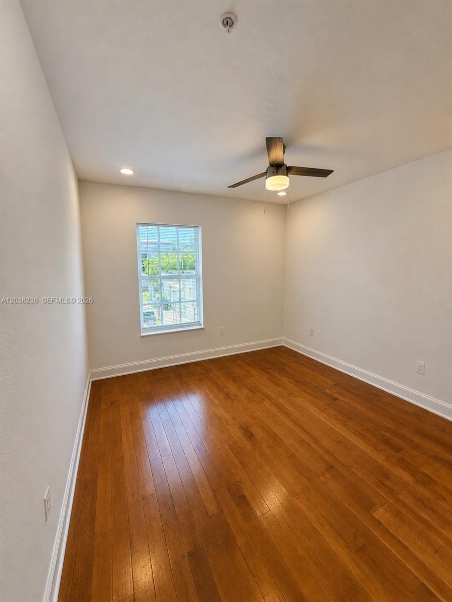 1440 Pennsylvania Ave # 5, Miami Beach FL 33139 photo 2