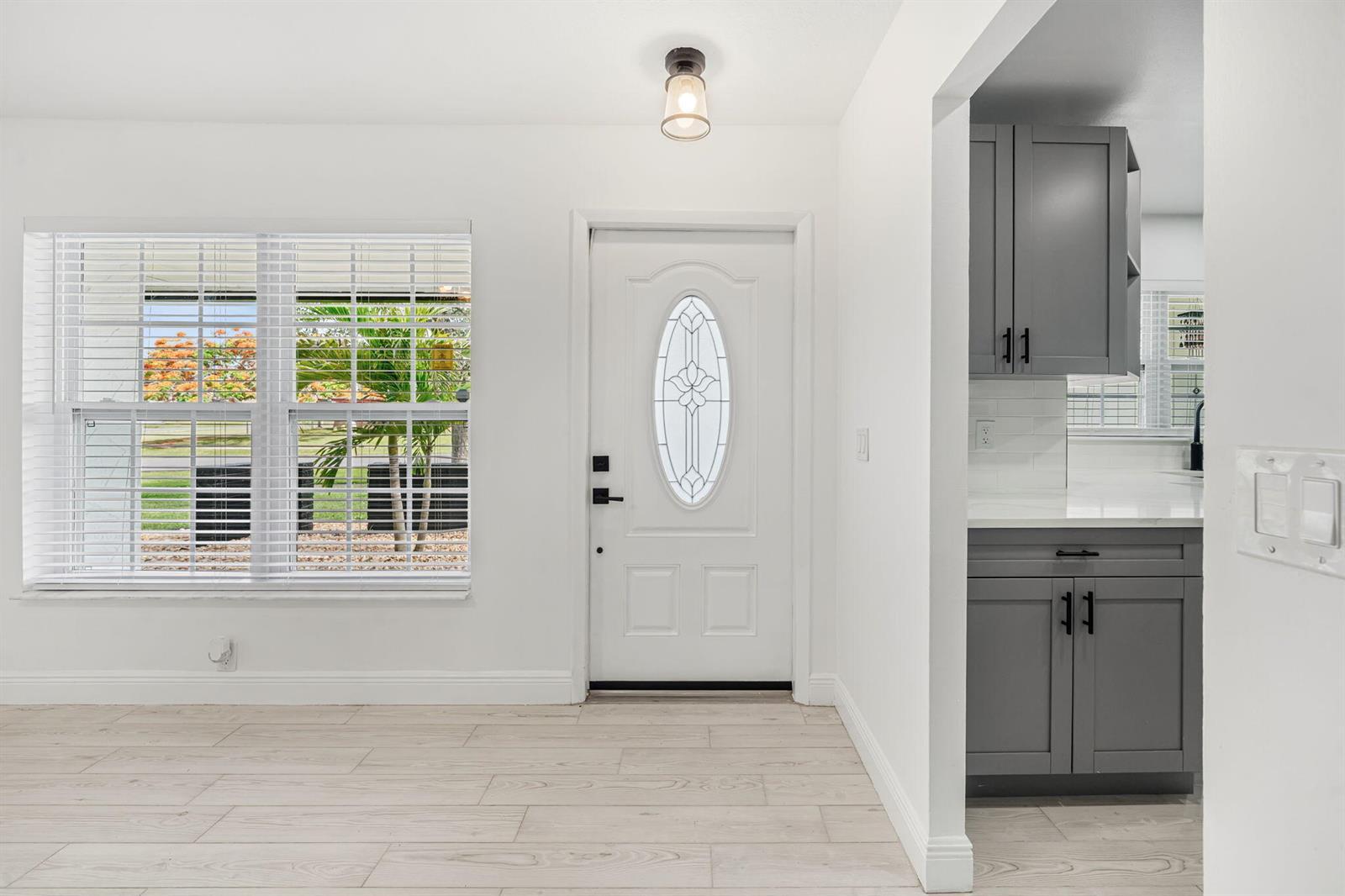 908 Hibiscus Drive, Royal Palm Beach FL 33411 photo 5