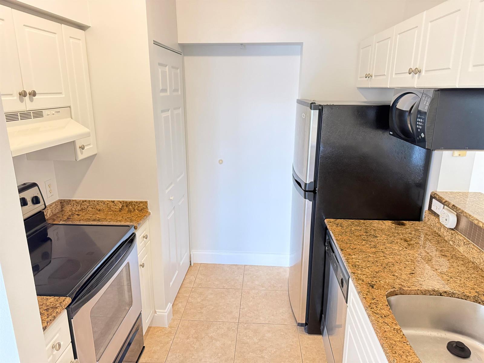1407 Tuscany Way # 1407, Boynton Beach FL 33435 photo 4