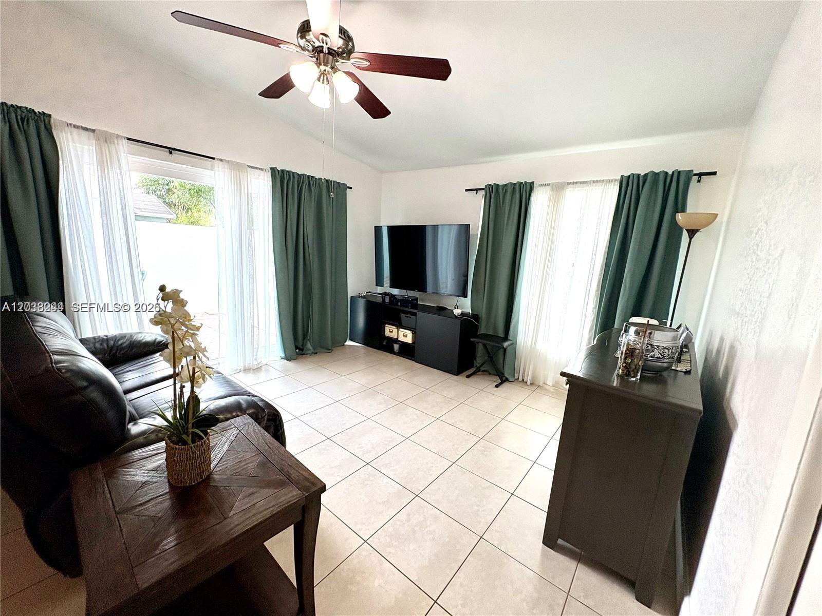 5534 S Lakewood Cir S # H, Margate FL 33063 photo 5