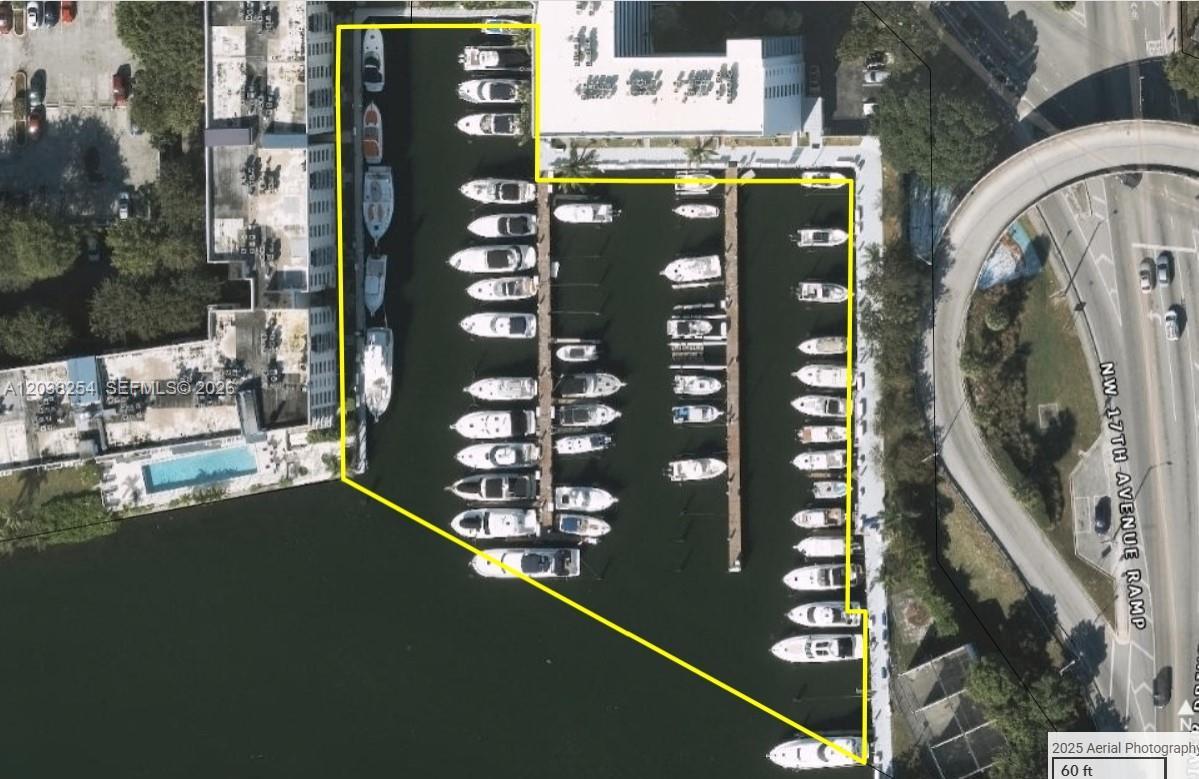1700 NW North River Dr, Miami FL 33125 photo 3