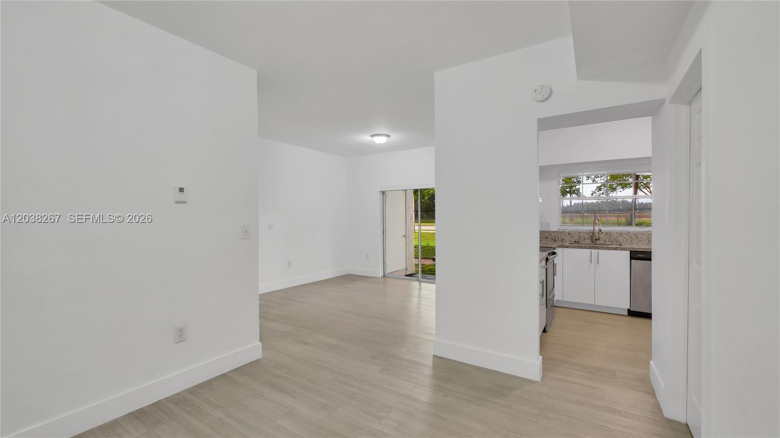 2421 NW 96th Ter # 20I, Pembroke Pines FL 33024 photo 3