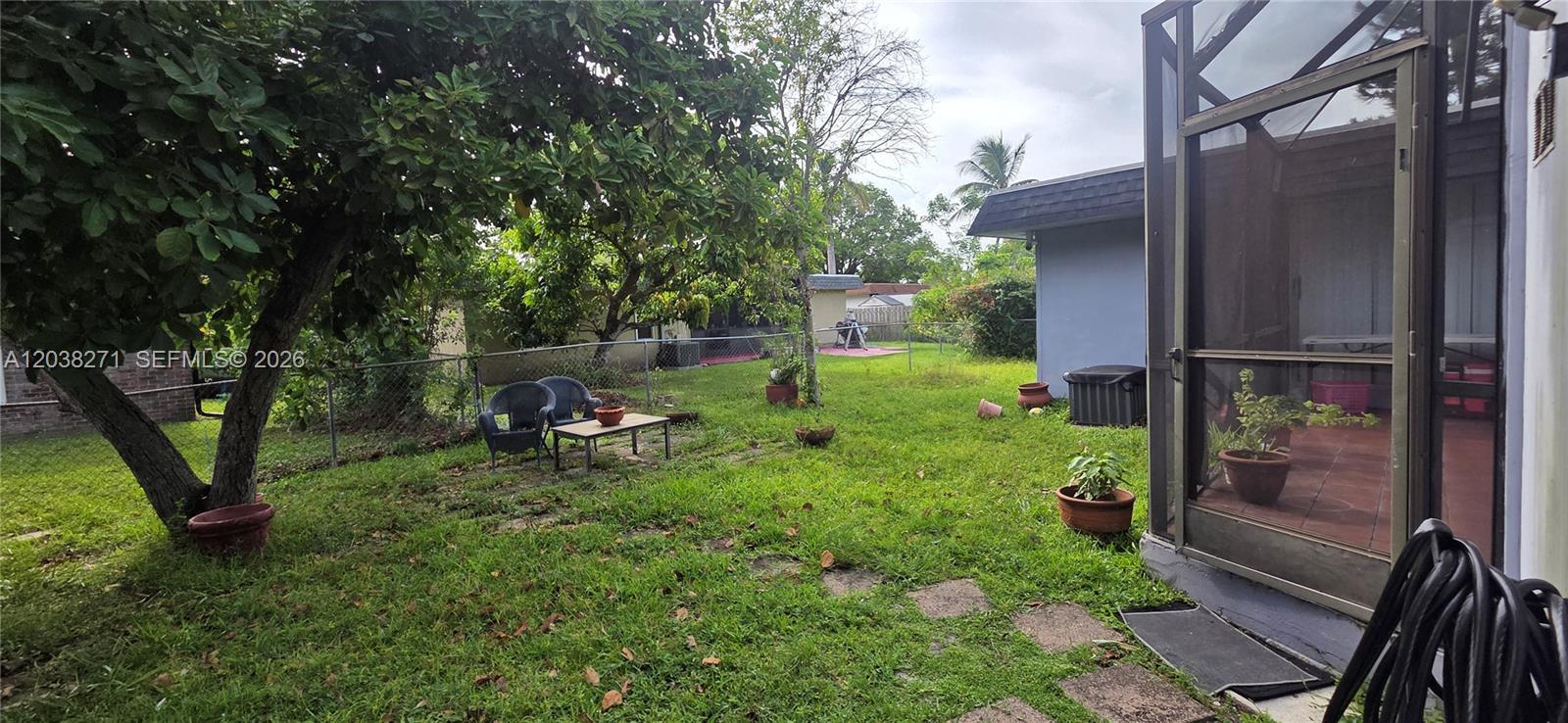 7907 NW 73rd Ave, Tamarac FL 33321 photo 2