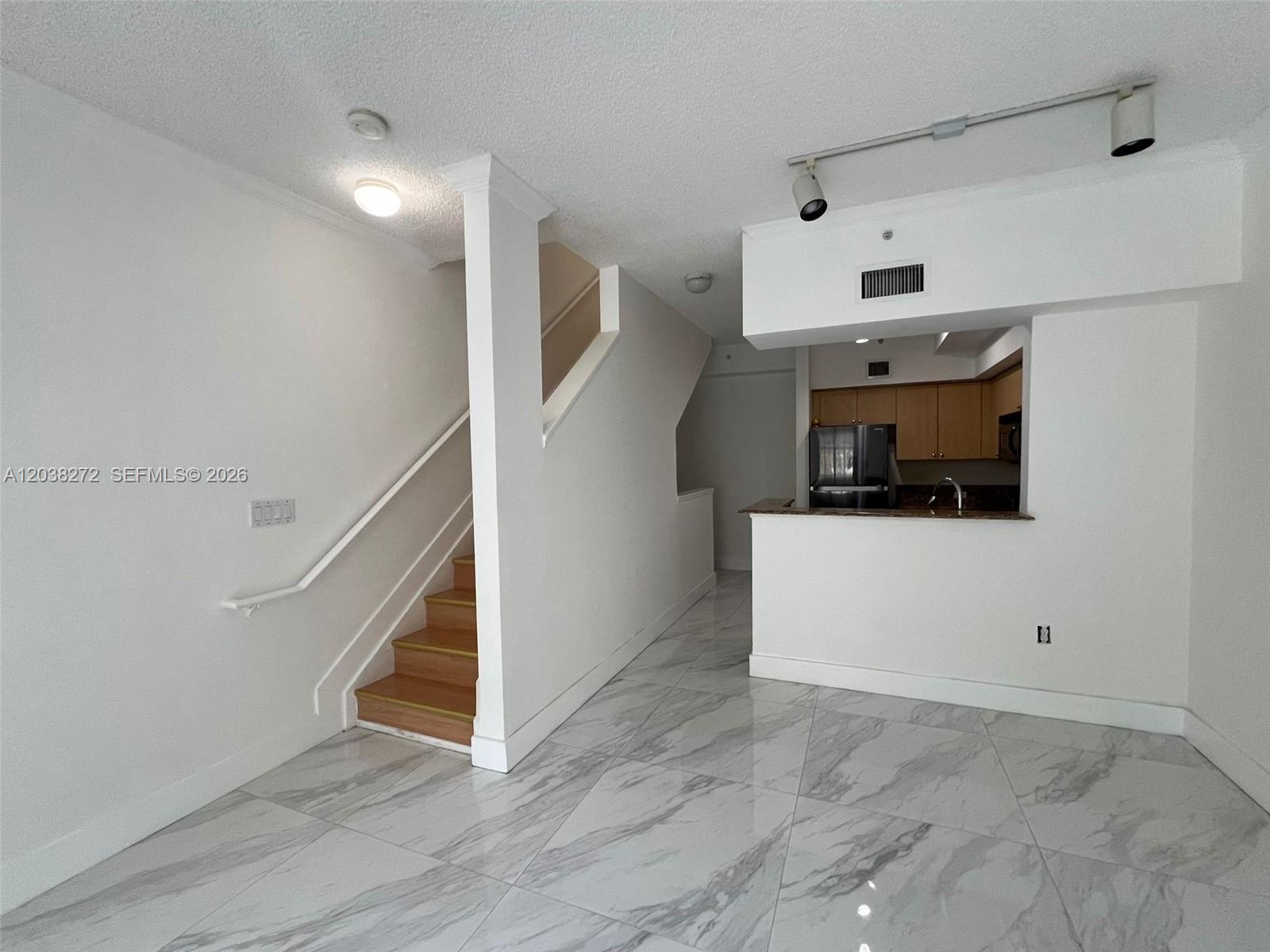 2961 NE 185th St # 1601, Aventura FL 33180 photo 3