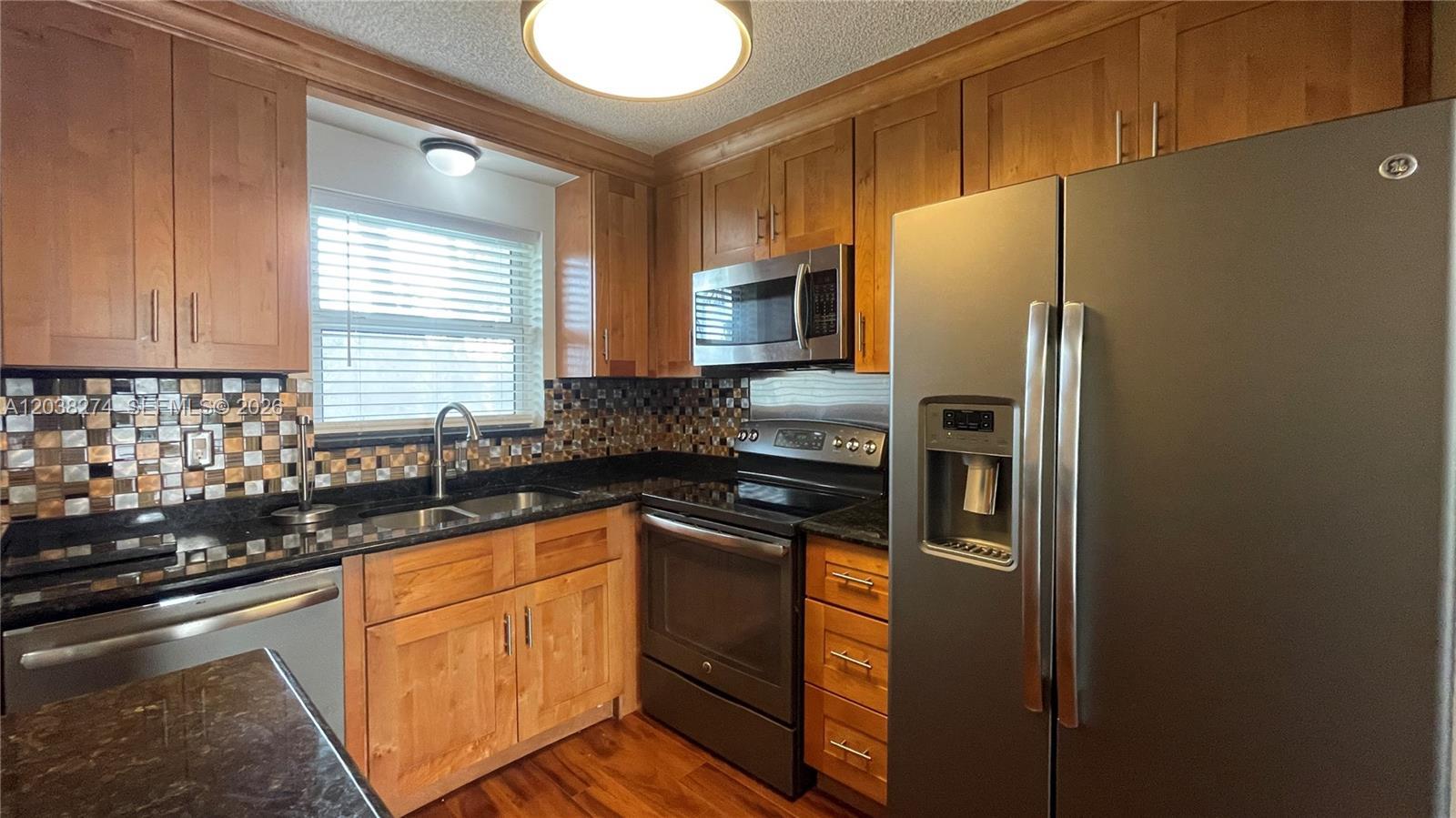 531 W Kalmia Dr # 5, Lake Park FL 33403