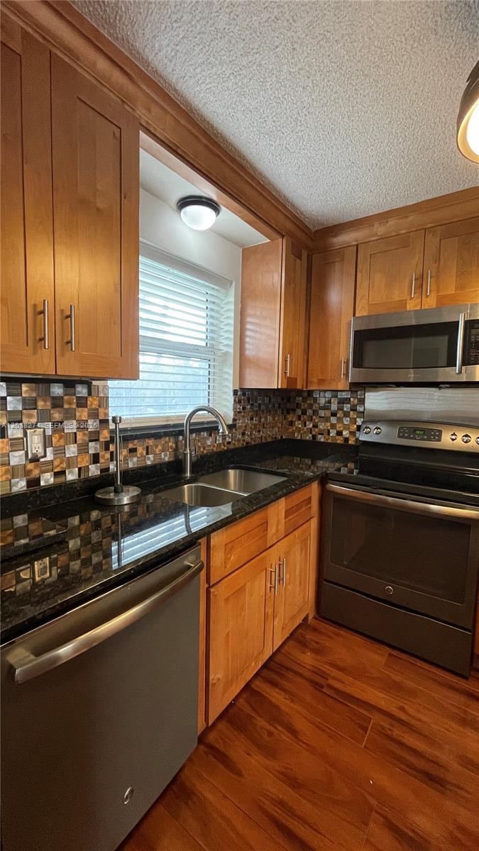 531 W Kalmia Dr # 5, Lake Park FL 33403 photo 4
