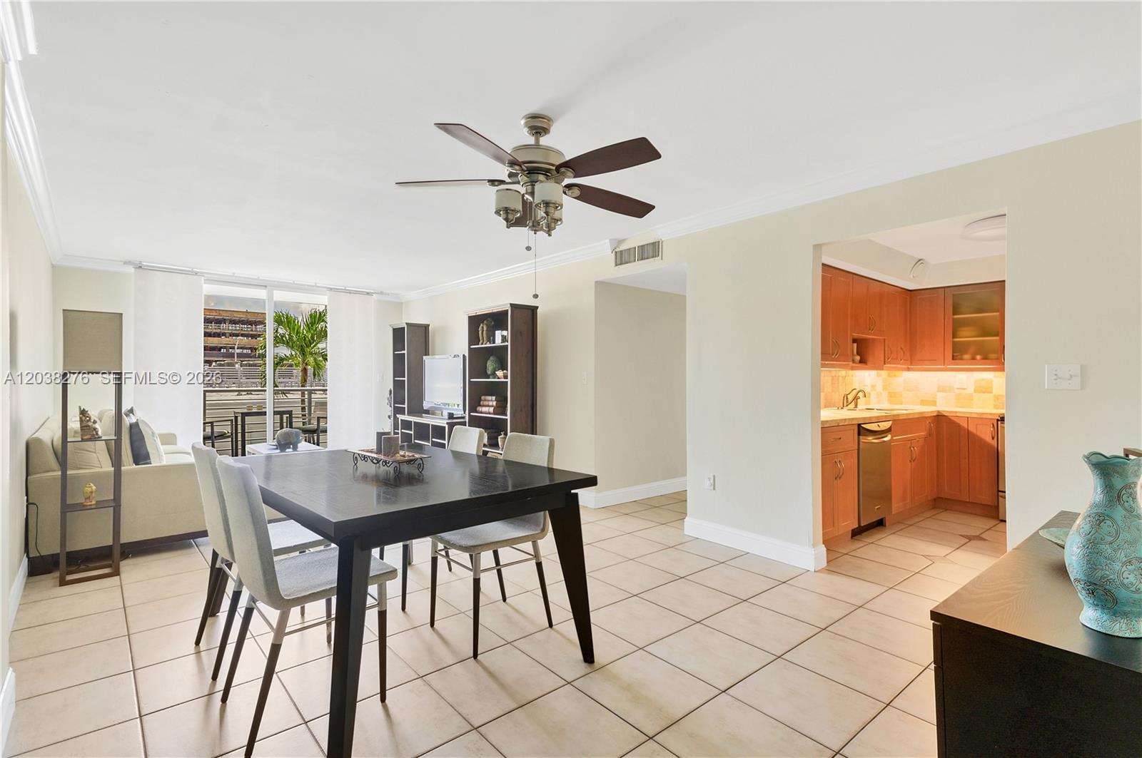 1605 Bay Rd # 308, Miami Beach FL 33139 photo 5