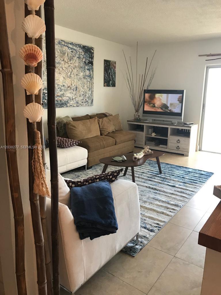 320 S Surf Rd # 305, Hollywood FL 33019 photo 5