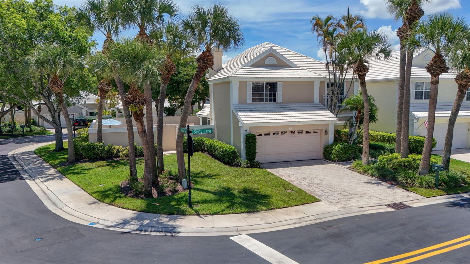 33 Selby Lane, Palm Beach Gardens FL 33418