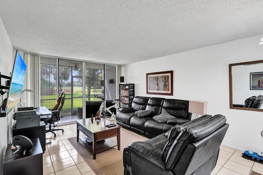 9430 Tangerine Place # 104, Davie FL 33324 photo 5