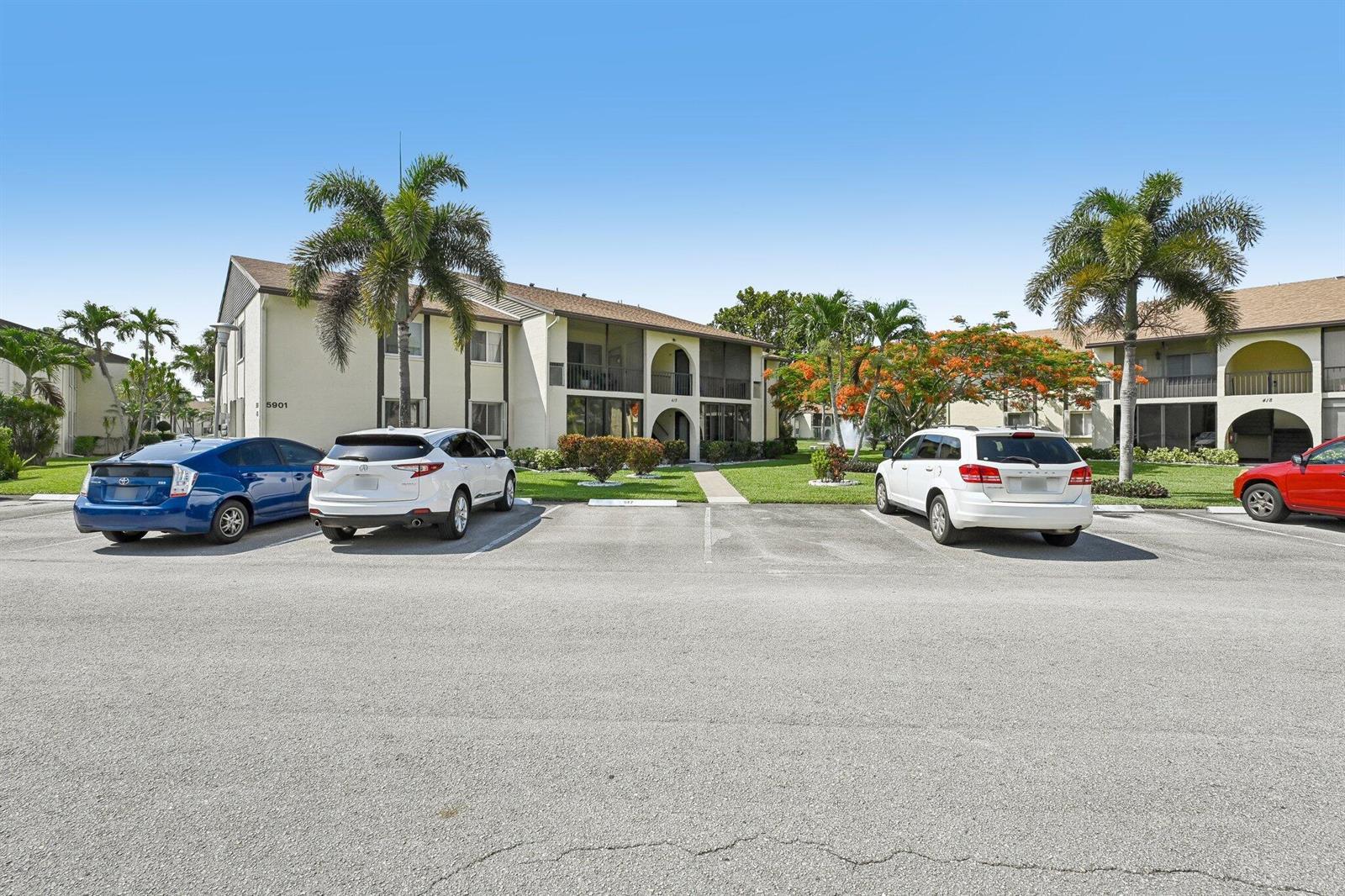 5901 Whispering Pine Way # 2, FL 33463 photo 2