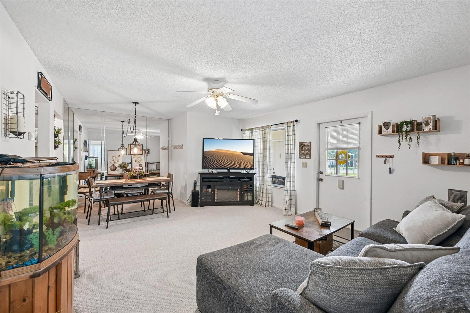 5901 Whispering Pine Way # 2, FL 33463 photo 3