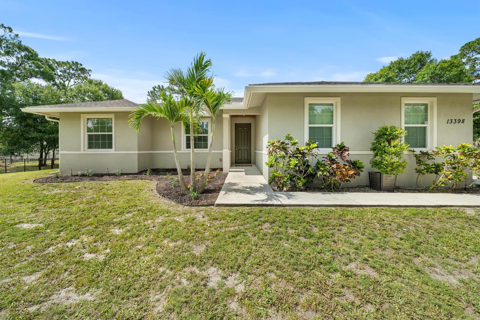 13398 N 57th Pl Place N, FL 33411 photo 2