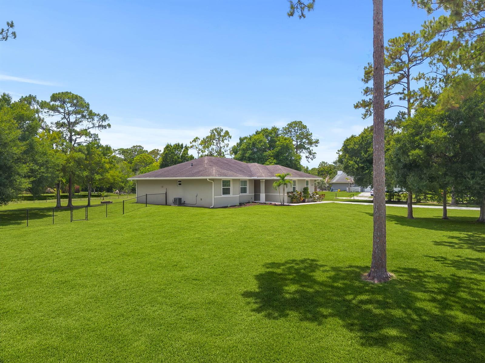 13398 N 57th Pl Place N, FL 33411 photo 3