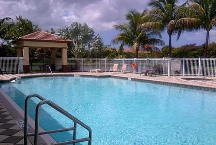 1951 Gardenia Court, Riviera Beach FL 33404 photo 2