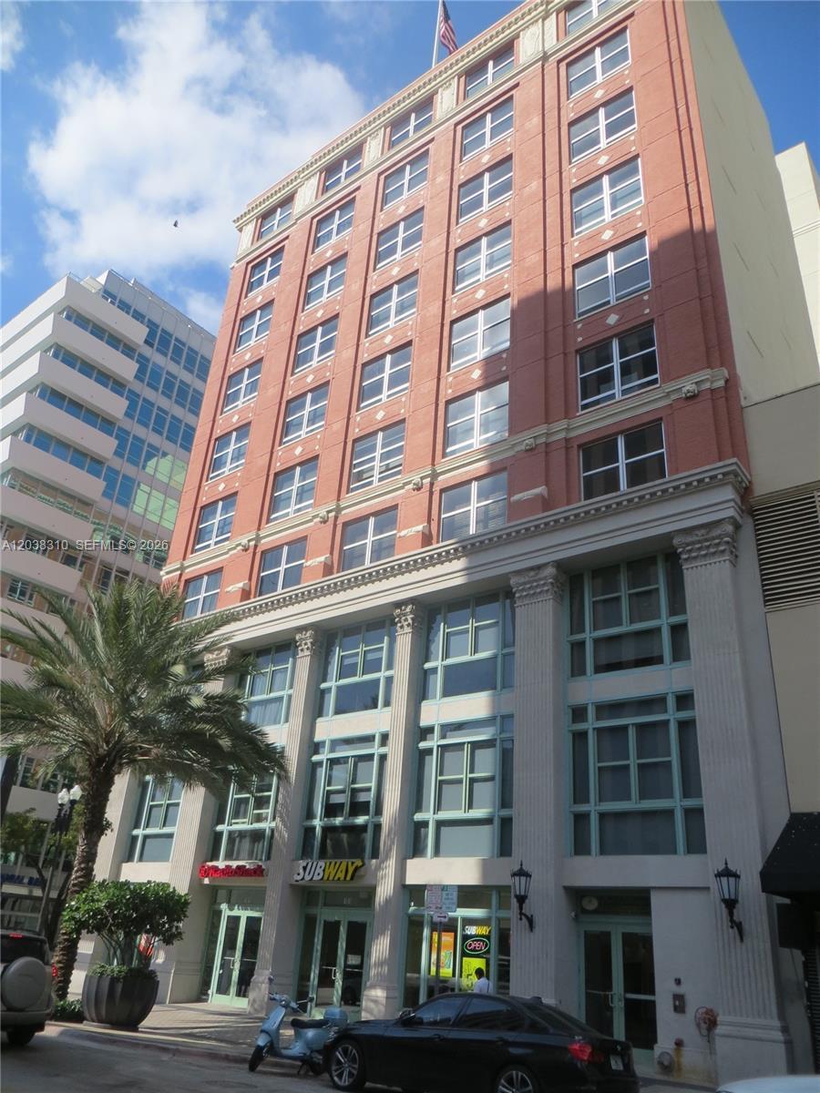 111 E Flagler St # 503, Miami FL 33131 photo 2
