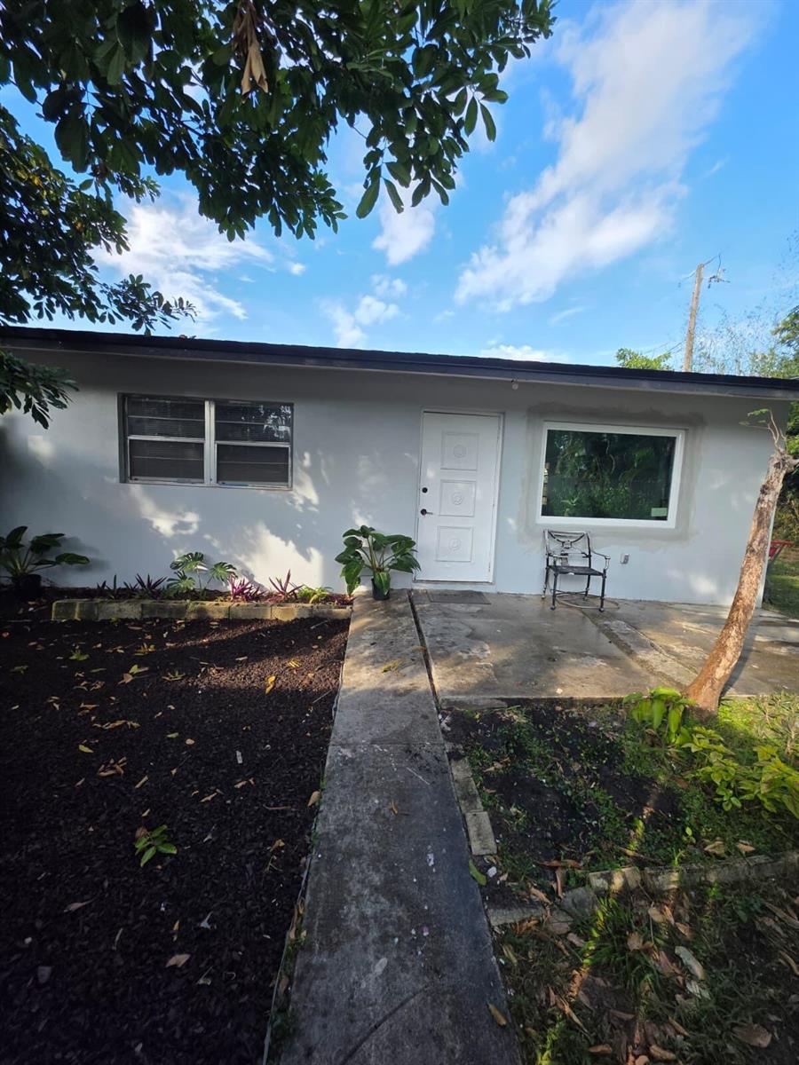3386 Rudolph Road, FL 33461 photo 2