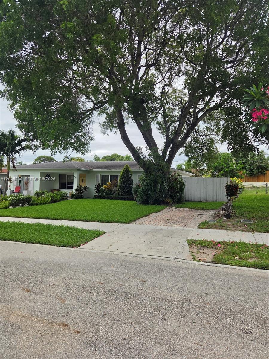 1732 N 15th Ave N, Lake Worth FL 33460 photo 2