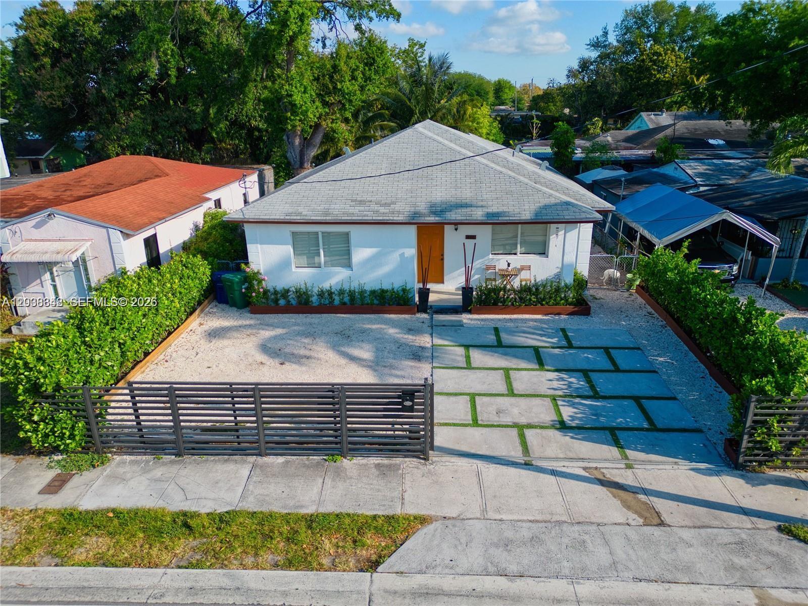 311 NW 95th St, Miami FL 33150