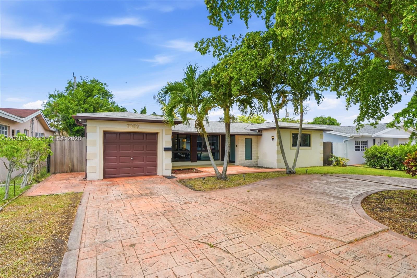 7953 Venetian St, Miramar FL 33023 photo 3