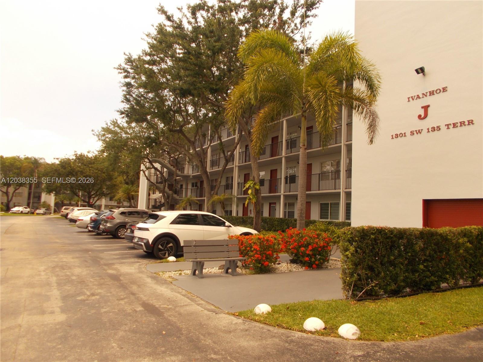 1301 SW 135th Ter # 309J, Pembroke Pines FL 33027 photo 3
