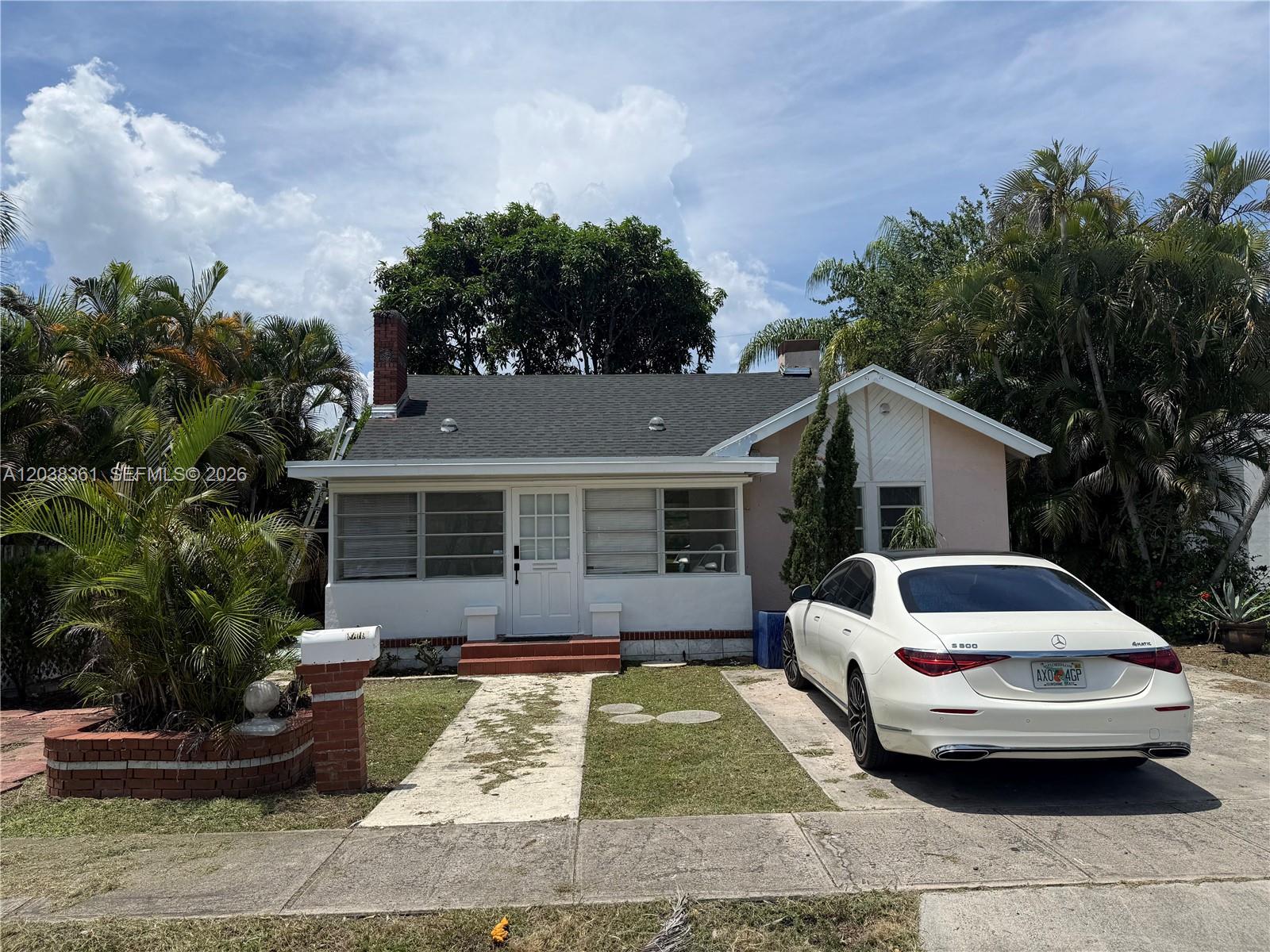1719 Hayes St, Hollywood FL 33020 photo 5