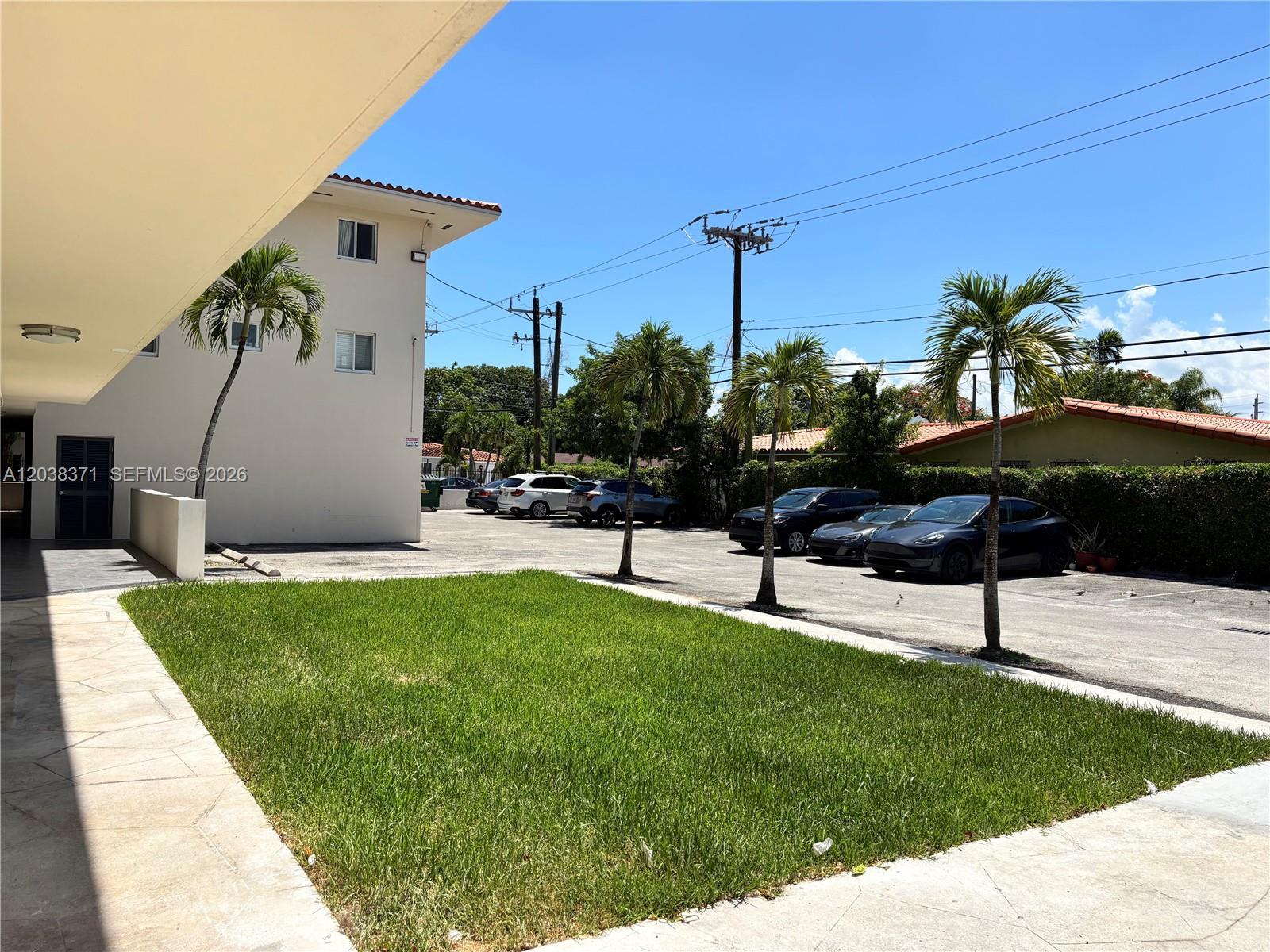 1014 Salzedo St # 103, Coral Gables FL 33134 photo 4