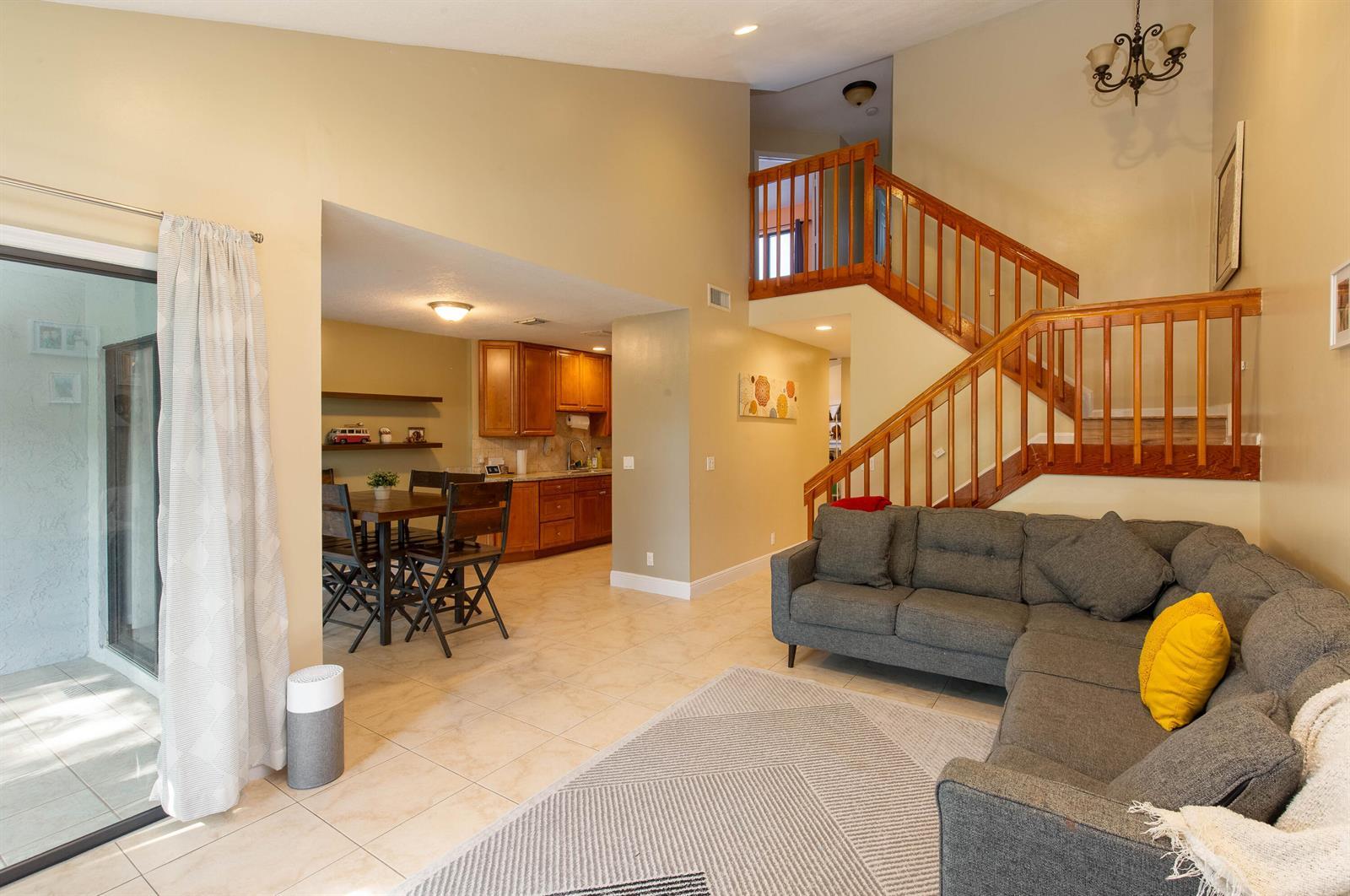1599 Woodbridge Lakes Circle, West Palm Beach FL 33406 photo 2