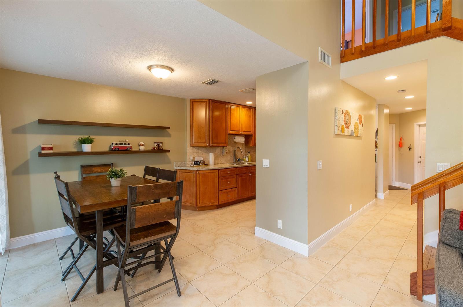 1599 Woodbridge Lakes Circle, West Palm Beach FL 33406 photo 4