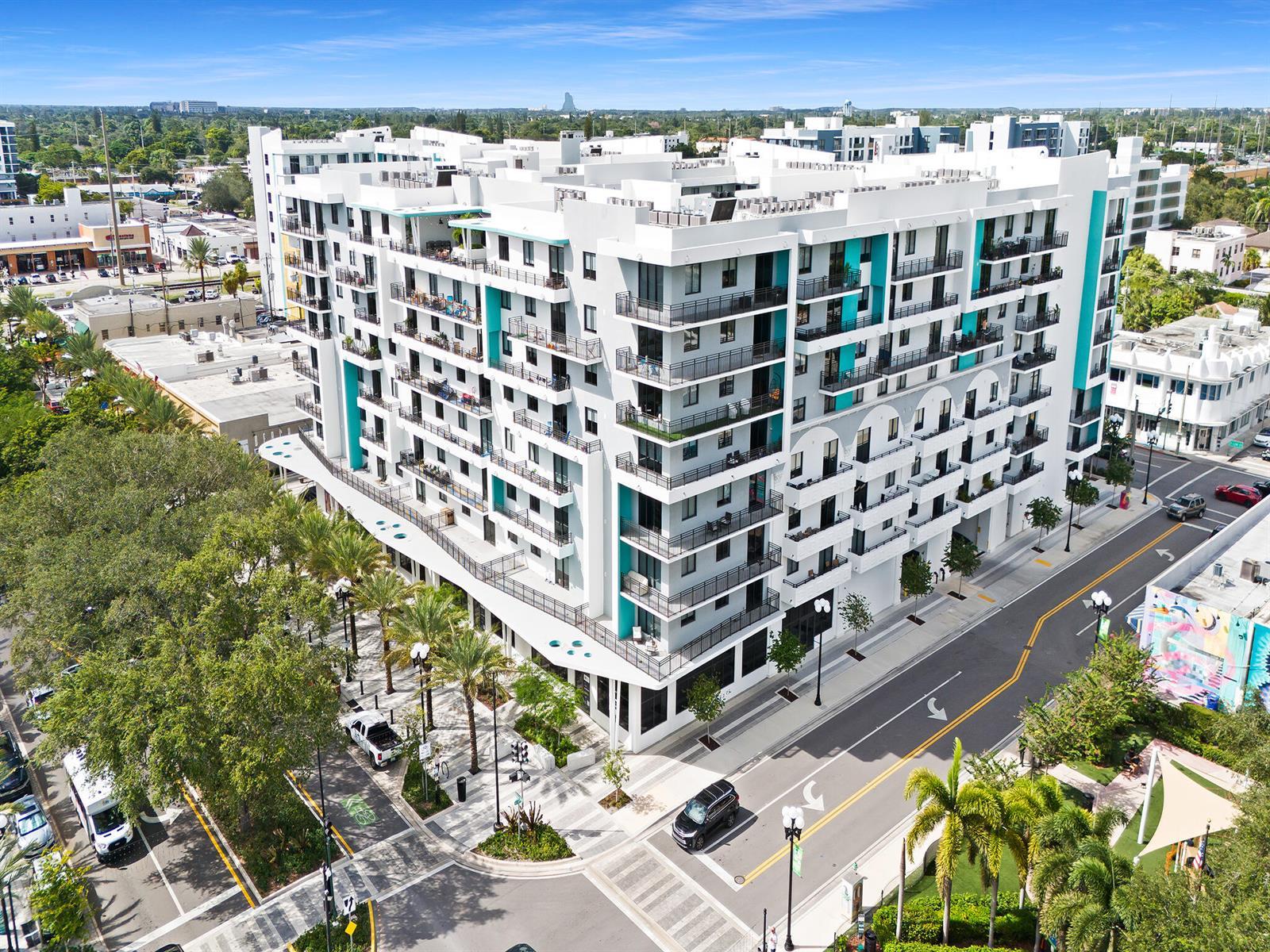 2001 Hollywood Boulevard, Hollywood FL 33020