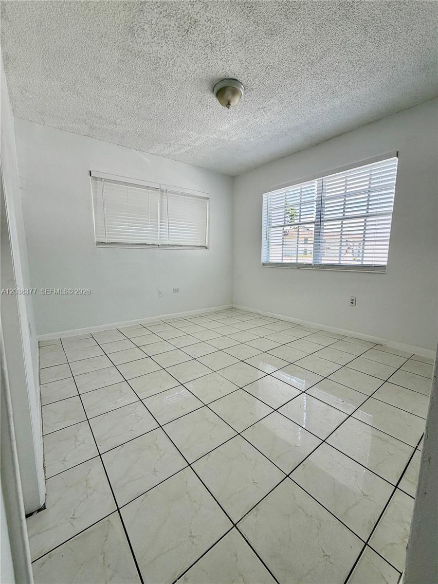 4340 NW 11th St # 4, Miami FL 33126 photo 5