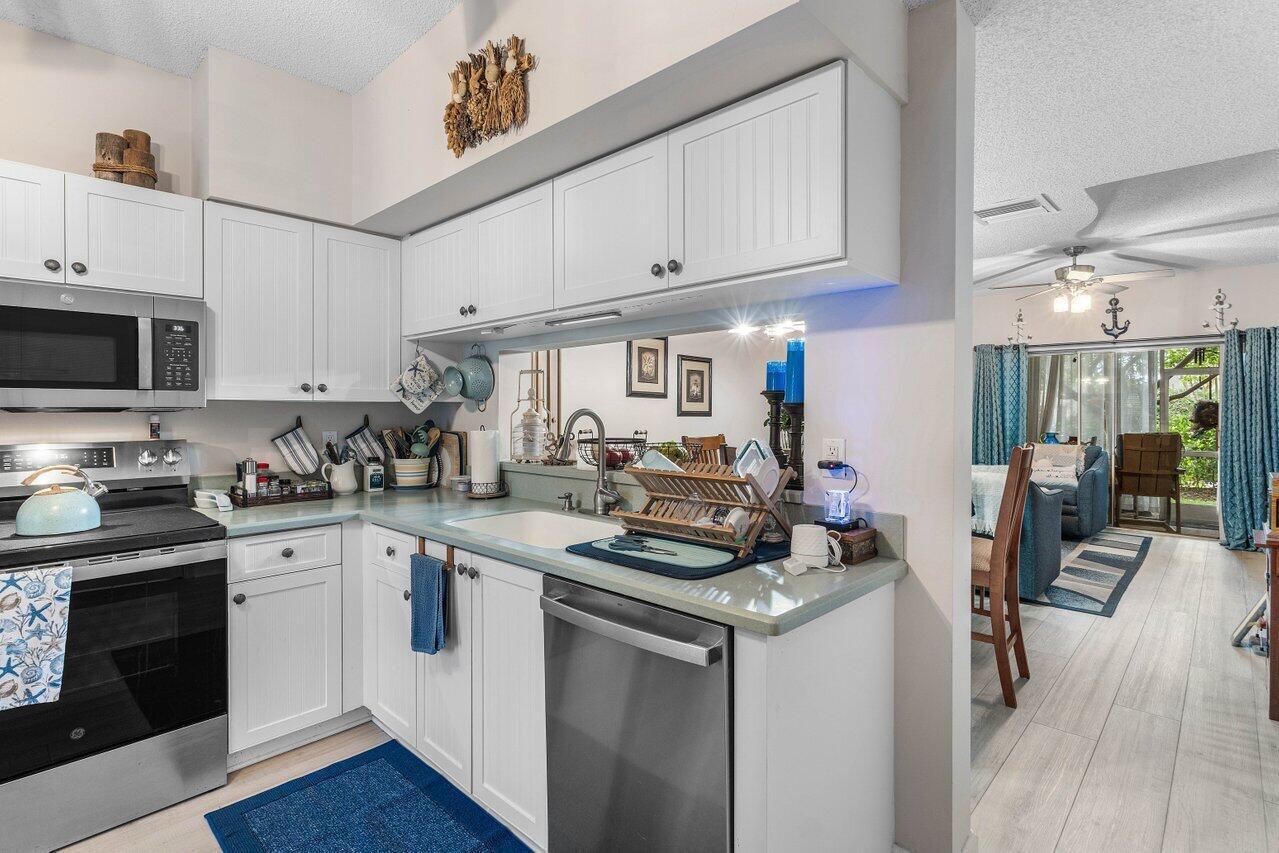 1022 Kokomo Key Lane, Delray Beach FL 33483 photo 4