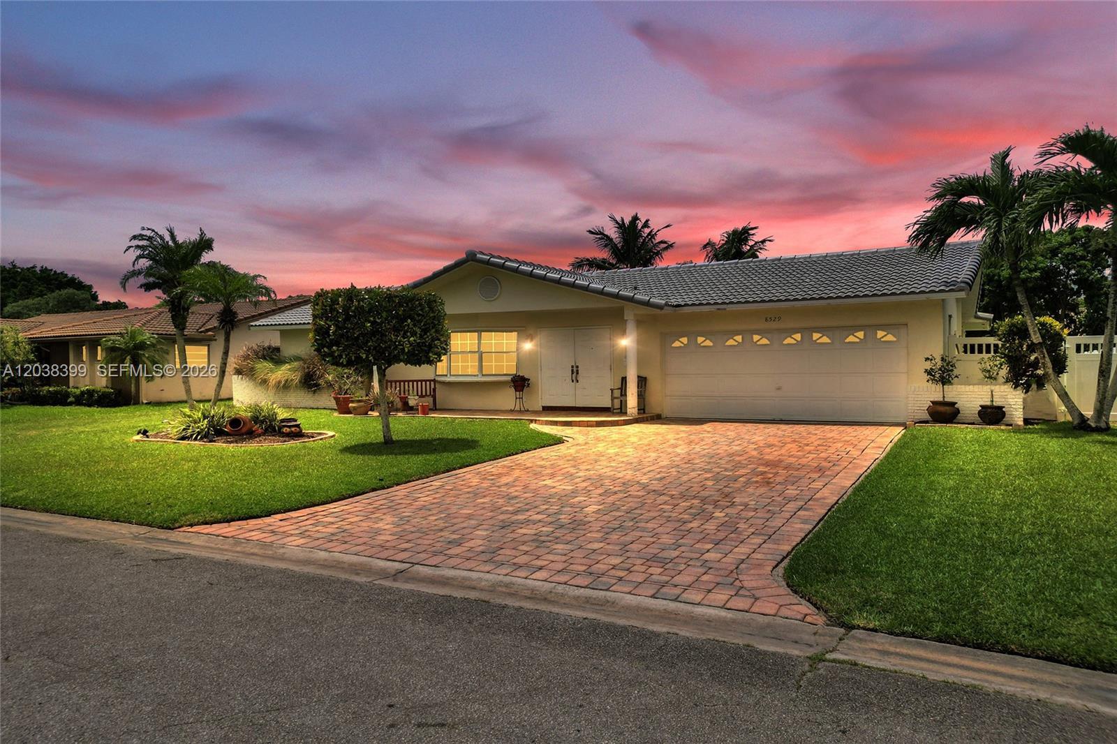 8529 NW 20th Ct, Coral Springs FL 33071 photo 2