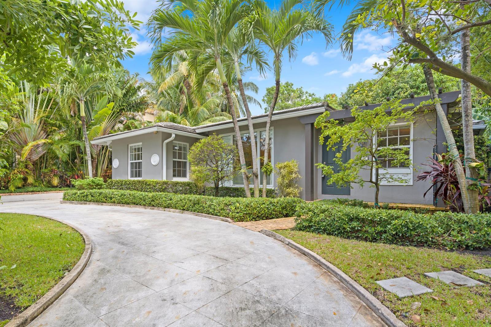 733 Sunset Road, West Palm Beach FL 33401