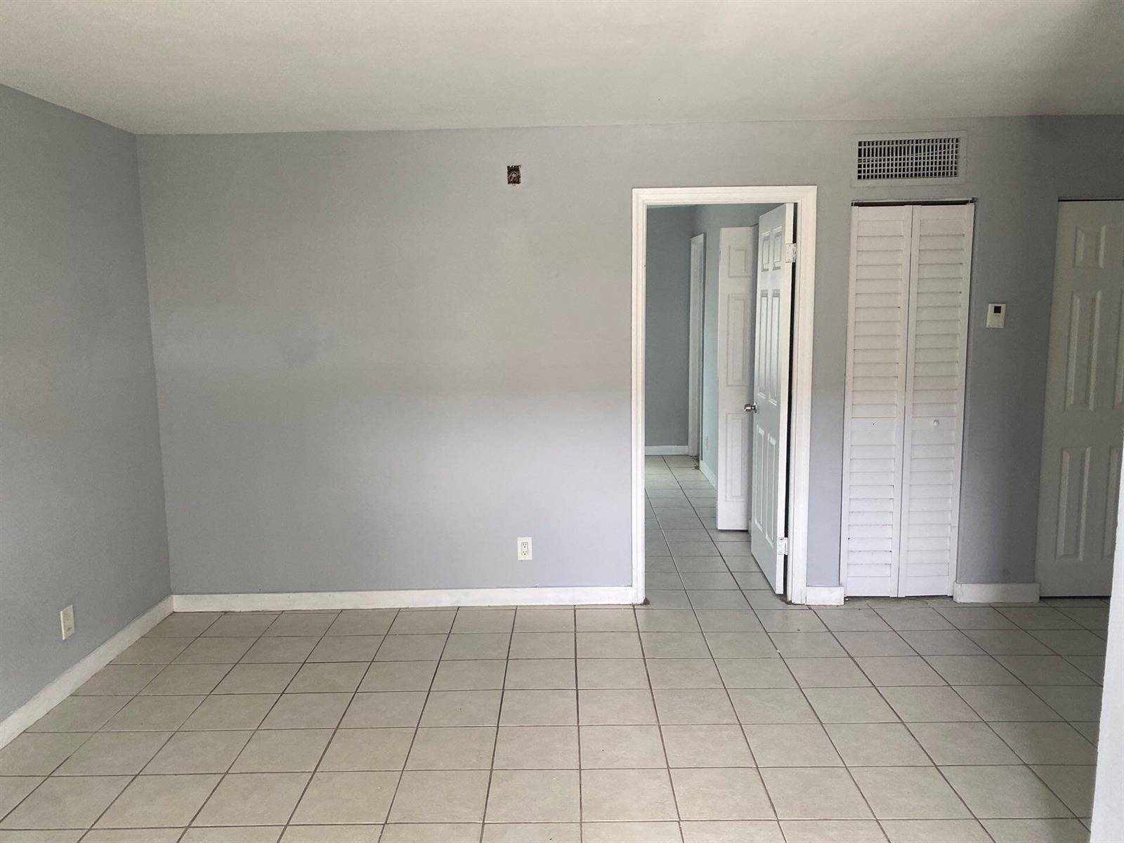 4780 NW 24th Court # C111, Lauderdale Lakes FL 33313