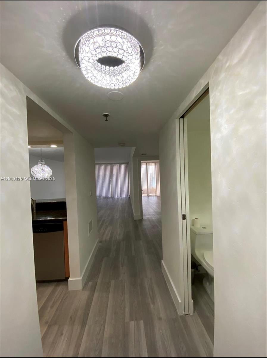 555 NE 15th St # 33E, Miami FL 33132 photo 2