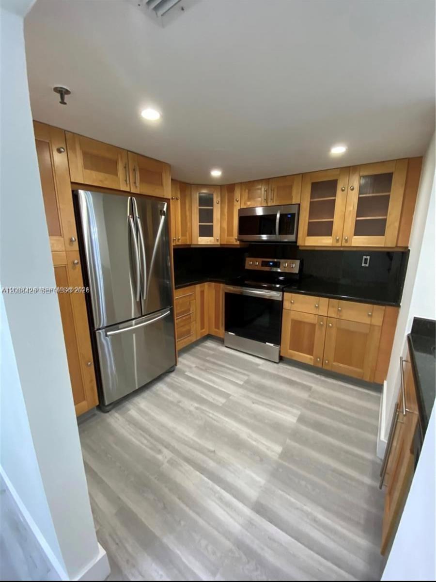 555 NE 15th St # 33E, Miami FL 33132 photo 3